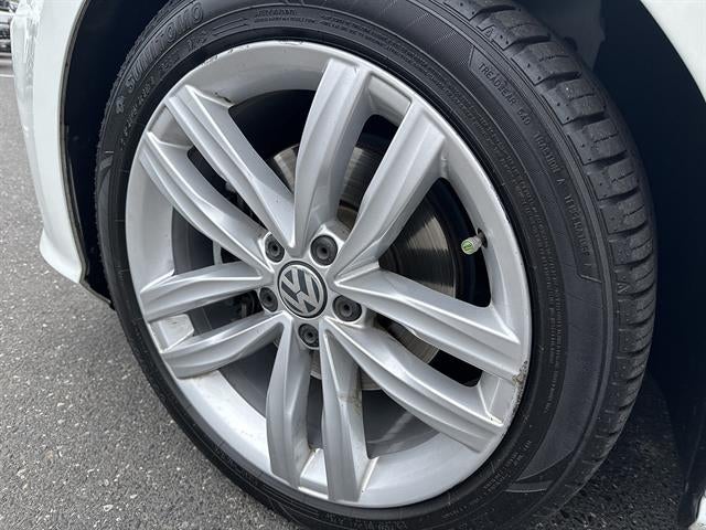 2019 Volkswagen Passat 2.0T Wolfsburg Edition Auto