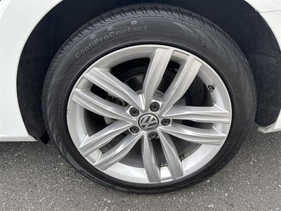 2019 Volkswagen Passat 2.0T Wolfsburg Edition Auto