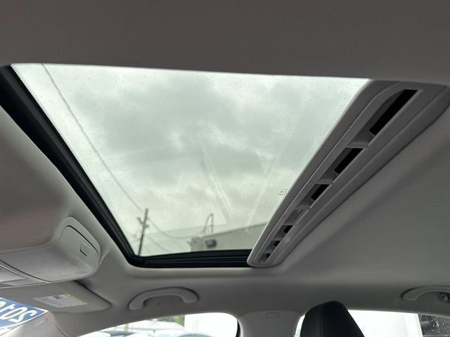 2019 Volkswagen Passat 2.0T Wolfsburg Edition Auto