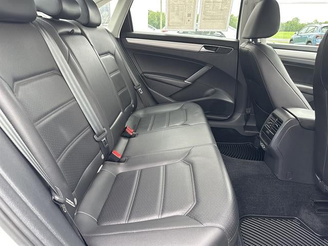 2019 Volkswagen Passat 2.0T Wolfsburg Edition Auto