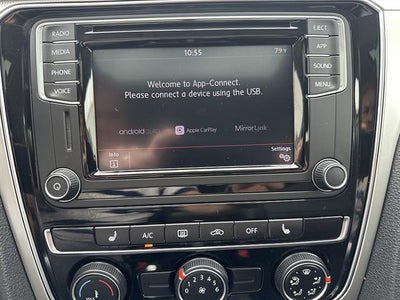 2019 Volkswagen Passat 2.0T Wolfsburg Edition Auto