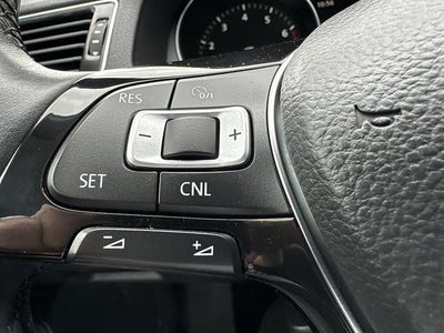 2019 Volkswagen Passat 2.0T Wolfsburg Edition Auto