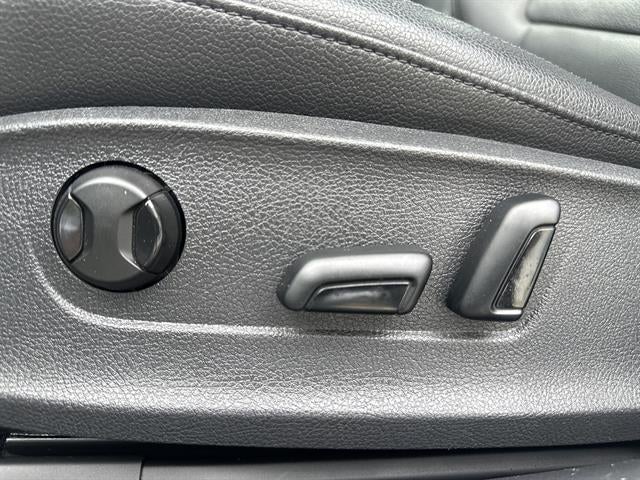 2019 Volkswagen Passat 2.0T Wolfsburg Edition Auto