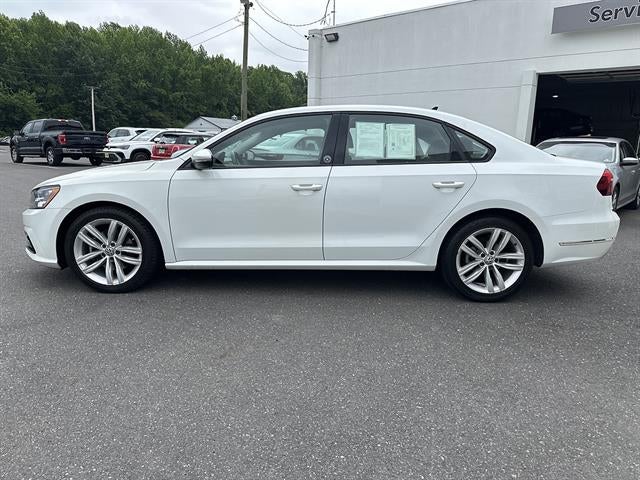 2019 Volkswagen Passat 2.0T Wolfsburg Edition Auto