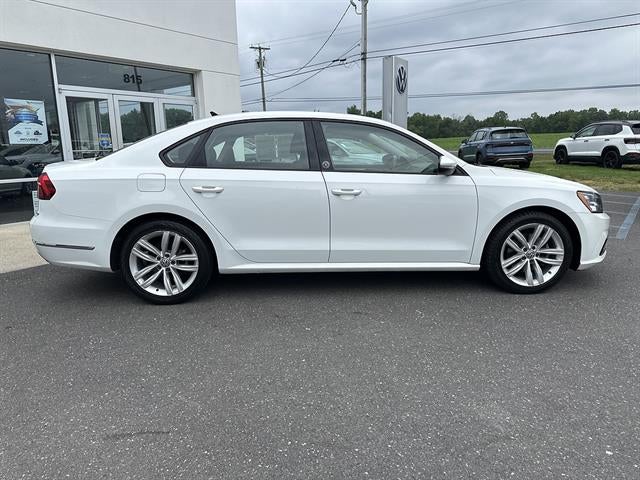 2019 Volkswagen Passat 2.0T Wolfsburg Edition Auto