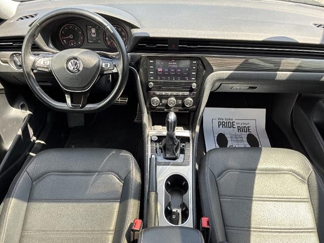 2020 Volkswagen Passat 2.0T R-Line Auto