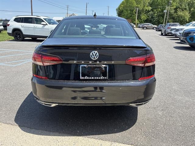 2020 Volkswagen Passat 2.0T R-Line Auto