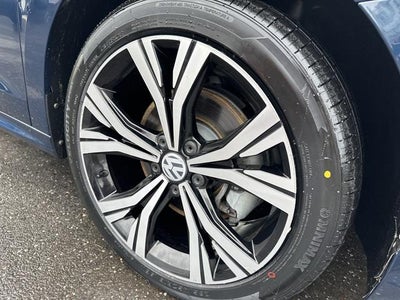 2022 Volkswagen Passat 2.0T SE