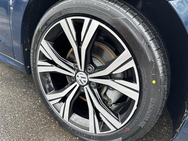 2022 Volkswagen Passat 2.0T SE