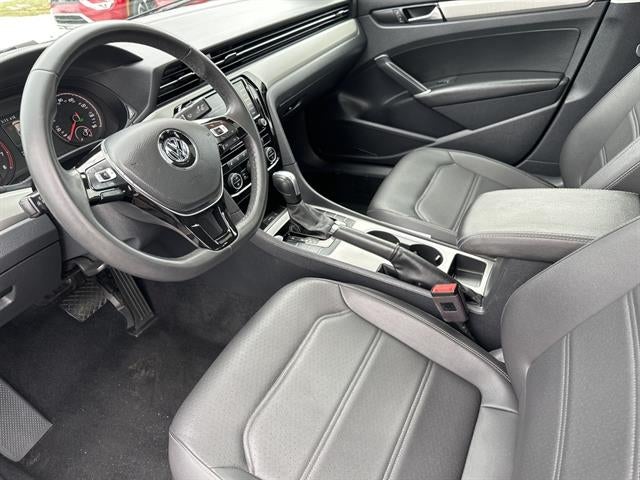 2022 Volkswagen Passat 2.0T SE