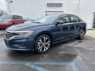 2022 Volkswagen Passat 2.0T SE