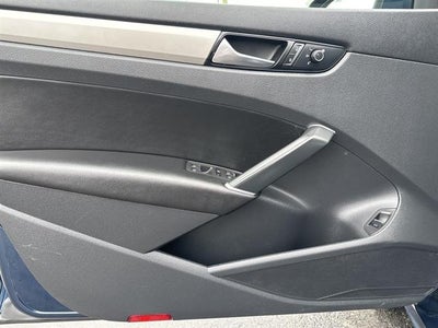 2022 Volkswagen Passat 2.0T SE