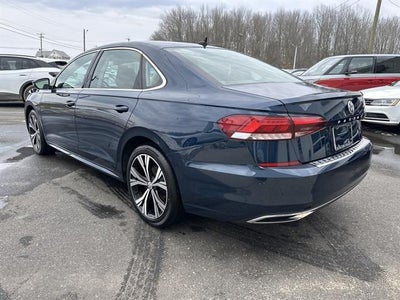 2022 Volkswagen Passat 2.0T SE