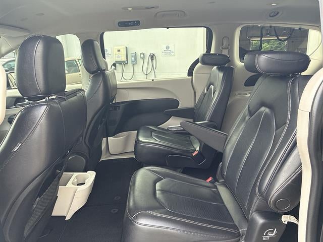 2022 Chrysler Pacifica Touring L FWD