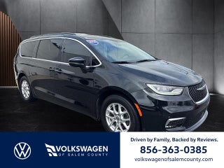 2022 Chrysler Pacifica Touring L FWD