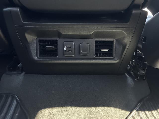 2021 Chevrolet Silverado 1500 4WD Crew Cab 147" RST