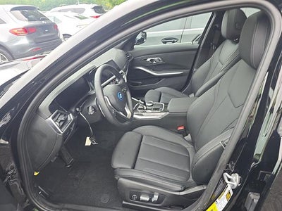 2022 BMW 330e xDrive 330e xDrive Plug-In Hybrid North America