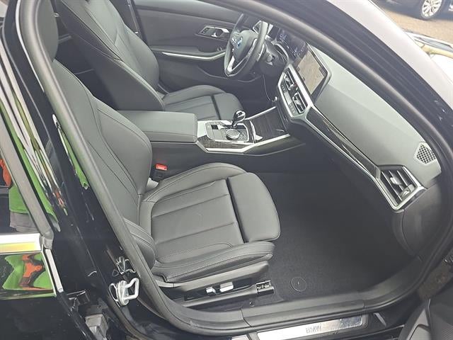 2022 BMW 330e xDrive 330e xDrive Plug-In Hybrid North America