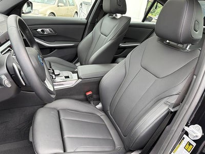 2022 BMW 330e xDrive 330e xDrive Plug-In Hybrid North America