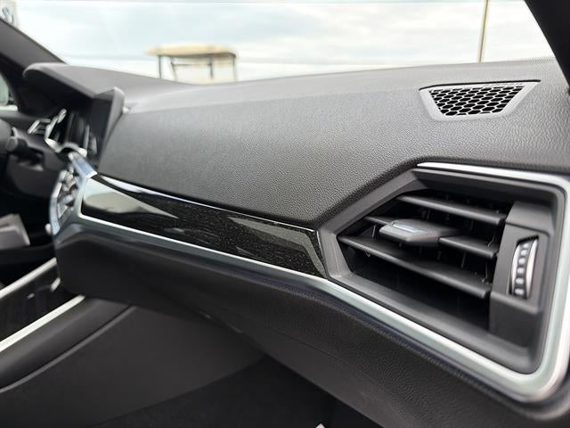 2022 BMW 330e xDrive 330e xDrive Plug-In Hybrid North America