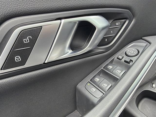 2022 BMW 330e xDrive 330e xDrive Plug-In Hybrid North America