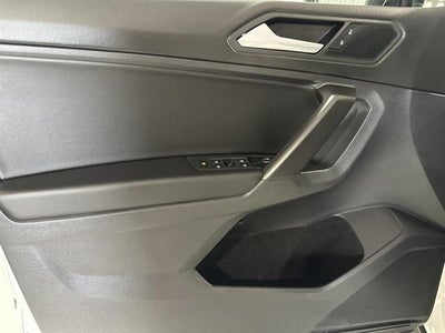 2021 Volkswagen Tiguan SE R-Line Black