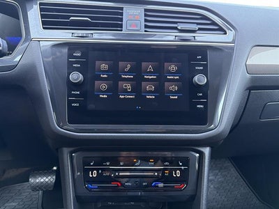 2024 Volkswagen Tiguan 2.0T SE 4MOTION