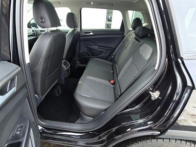 2026 Volkswagen Taos SE Black 4Motion