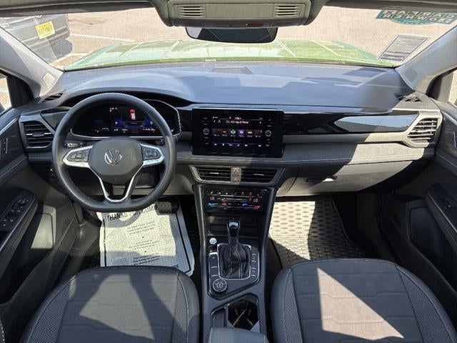 2025 Volkswagen Taos SE Black 4MOTION