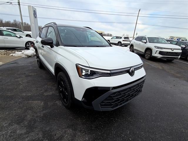 2026 Volkswagen Taos SE Black