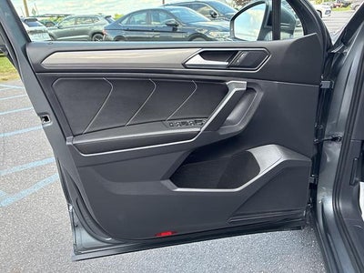 2023 Volkswagen Tiguan 2.0T SE FWD