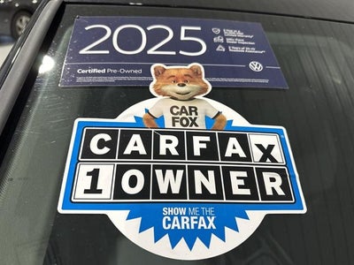 2025 Volkswagen Taos SE Black