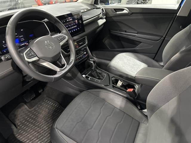 2025 Volkswagen Taos SE Black