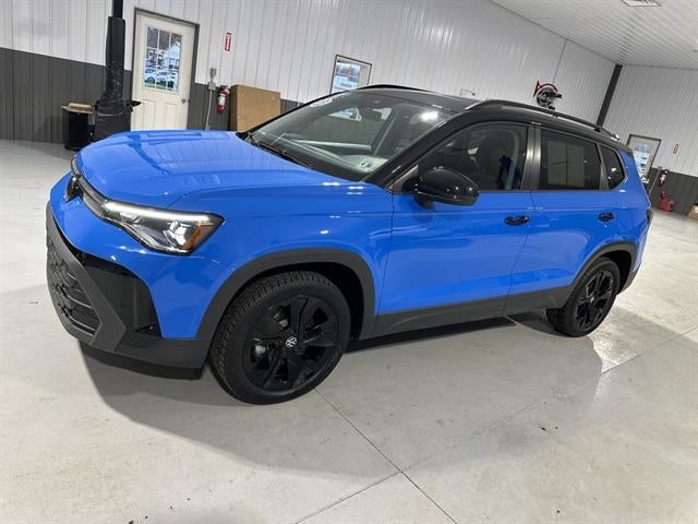 2025 Volkswagen Taos SE Black