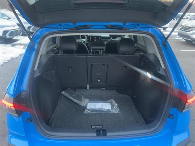 2025 Volkswagen Taos SE Black FWD