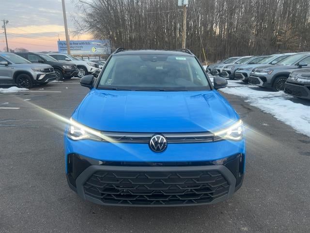 2025 Volkswagen Taos SE Black FWD