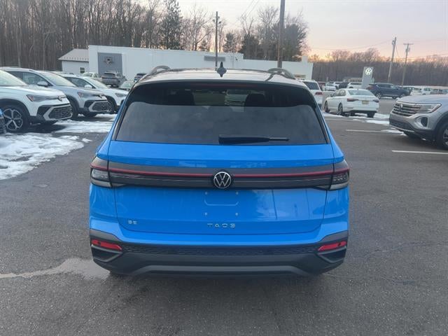 2025 Volkswagen Taos SE Black FWD