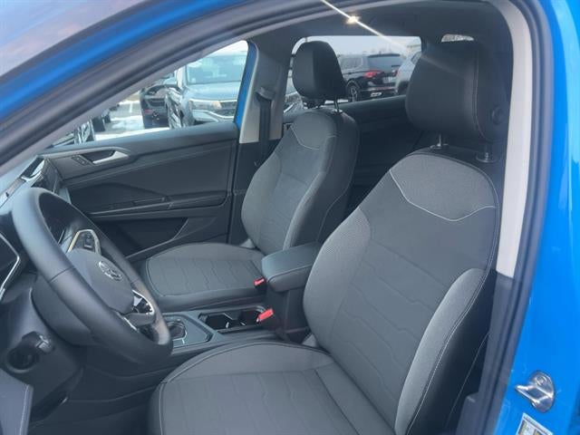 2025 Volkswagen Taos SE Black FWD