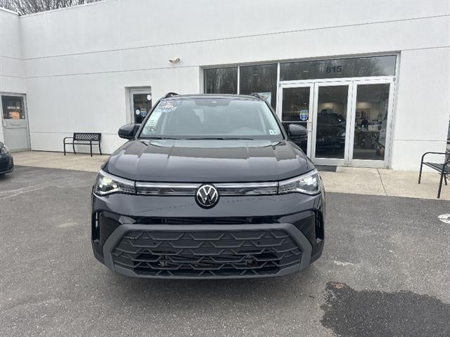 2025 Volkswagen Taos SE Black