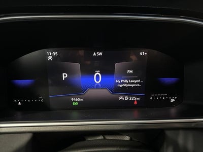 2025 Volkswagen Taos SE Black