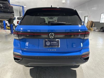 2025 Volkswagen Taos SE Black