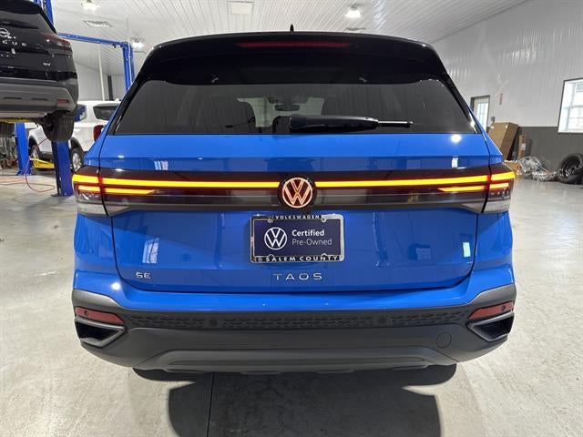 2025 Volkswagen Taos SE Black