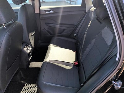 2026 Volkswagen Taos SE Black FWD