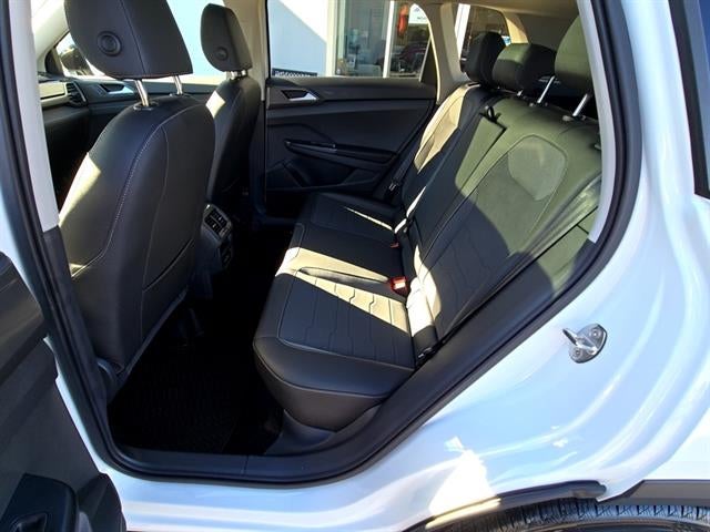 2026 Volkswagen Taos SE Black