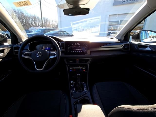 2026 Volkswagen Taos SE Black