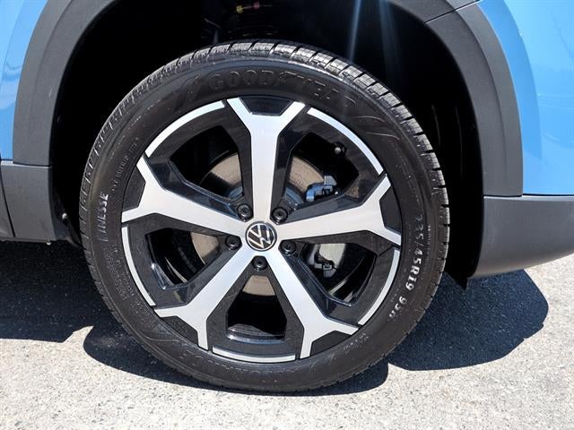 2026 Volkswagen Taos SEL 4MOTION