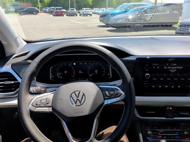 2026 Volkswagen Taos SEL 4MOTION