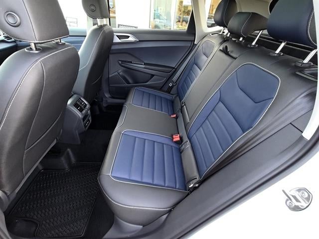 2026 Volkswagen Taos SEL