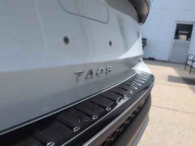 2026 Volkswagen Taos SEL 4MOTION