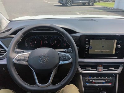 2026 Volkswagen Taos SEL 4MOTION